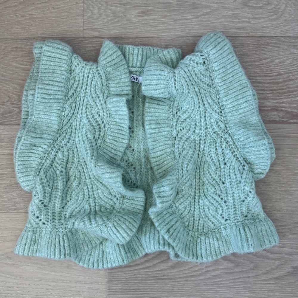 Zara Cable-Knit Ruffle Open Sleeveless Cardigan Sweater Green M - Picture 2 of 5